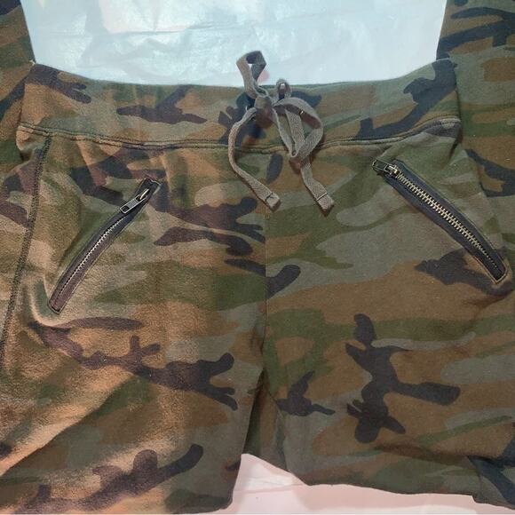 CAMO CAMOUFLAGE SWEATPANTS JOGGERS ZIPPER POCKETS XS - Picture 1 of 6